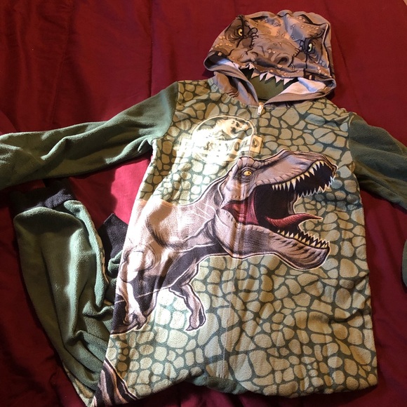 Jurassic World Other - 3 for $9 Boys 4/5 Hooded Jurassic World zip up Pjs like new